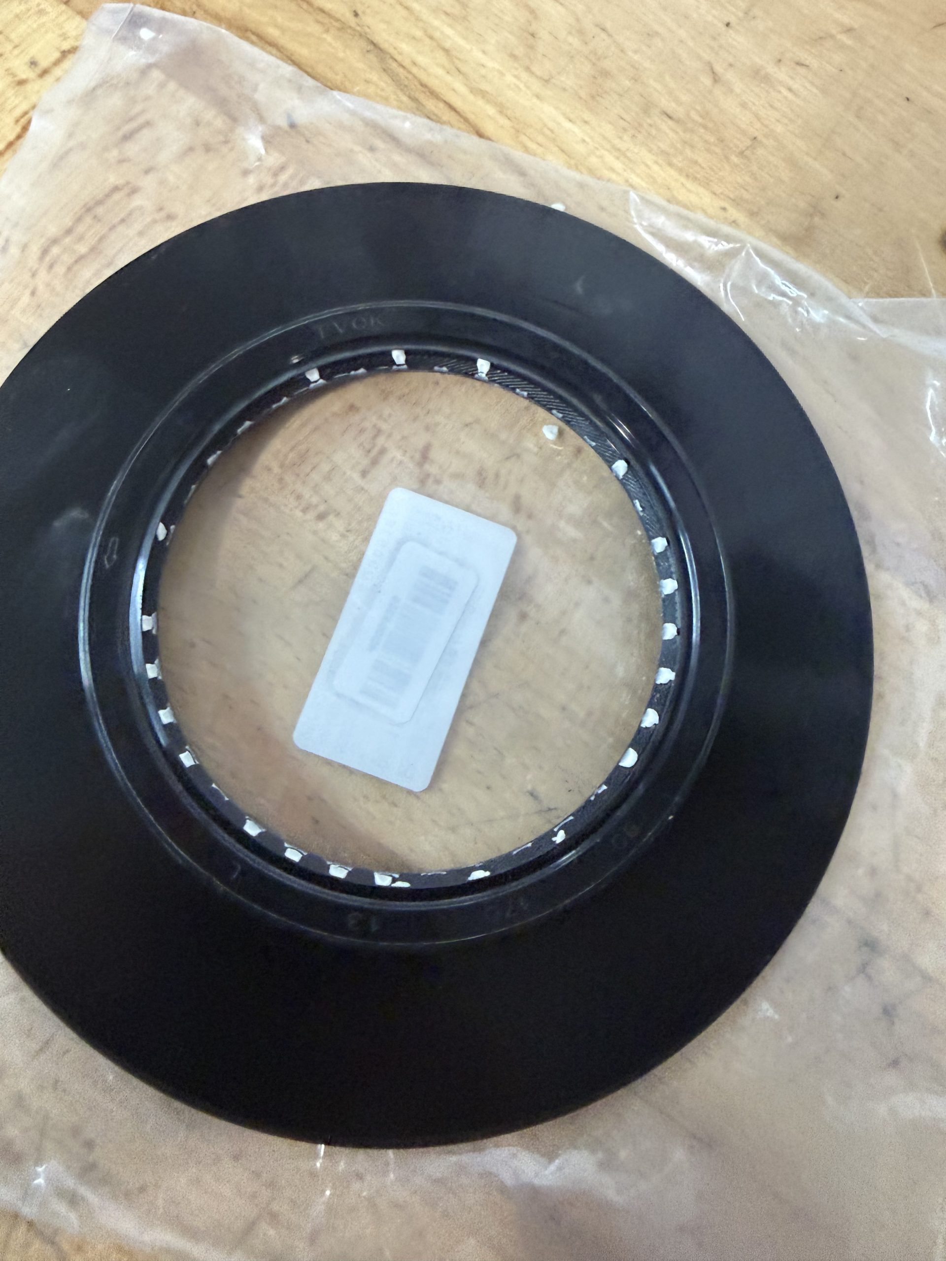 300d rear main seal perkins - Image 3