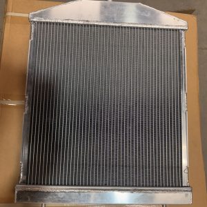 Alternative view of aluminum radiator sa-200 /250/300d /200d